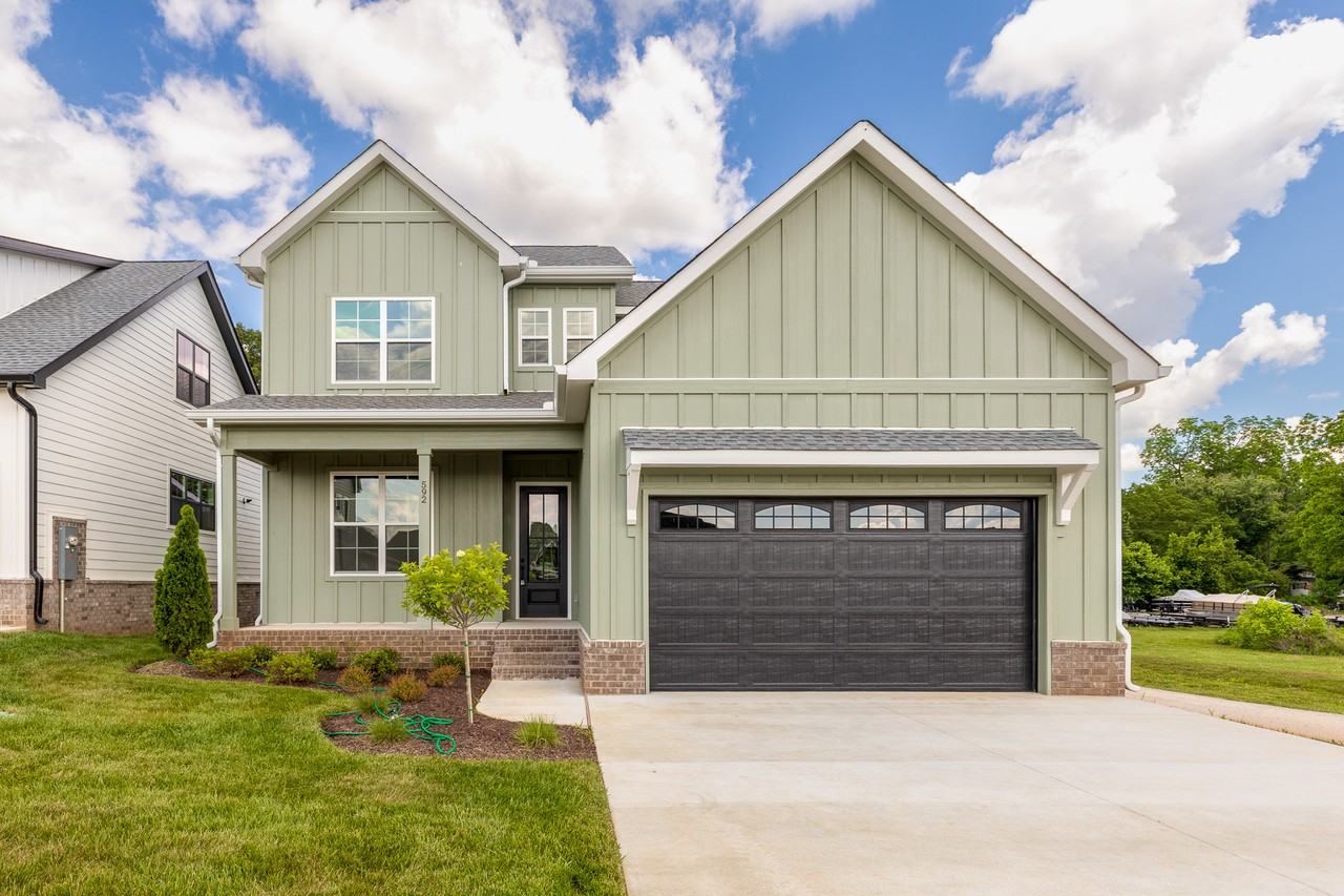 592 Riverwatch Way #592 - Photo 3 of 35