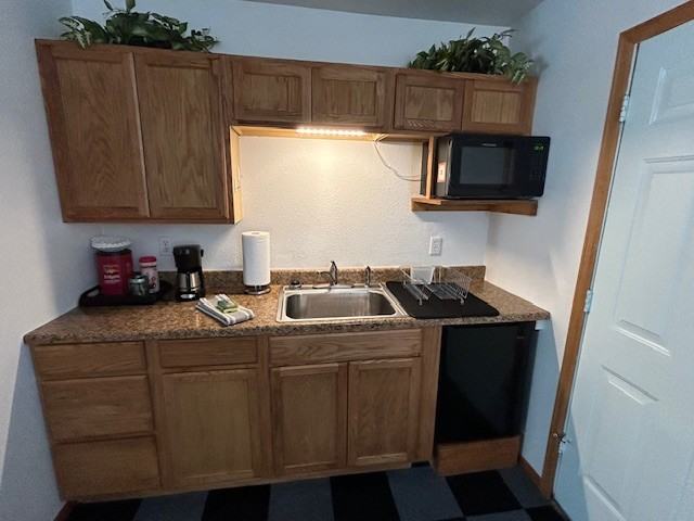 201 Plateau Ave #B - Photo 3 of 7