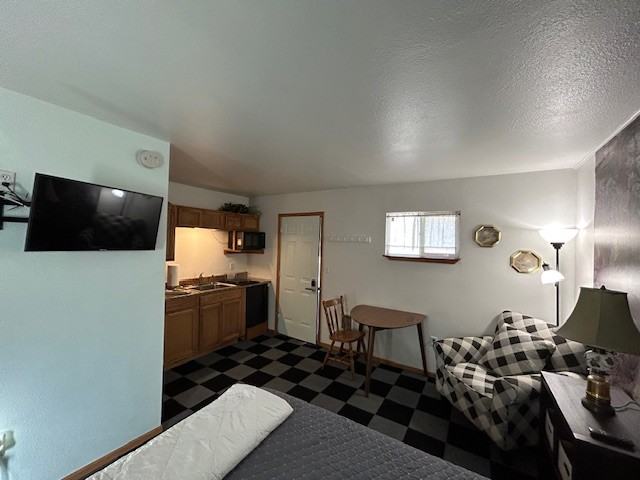 201 Plateau Ave #B - Photo 5 of 7