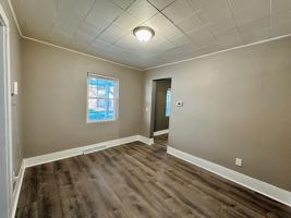 featured image of 2120 Robin St #1
