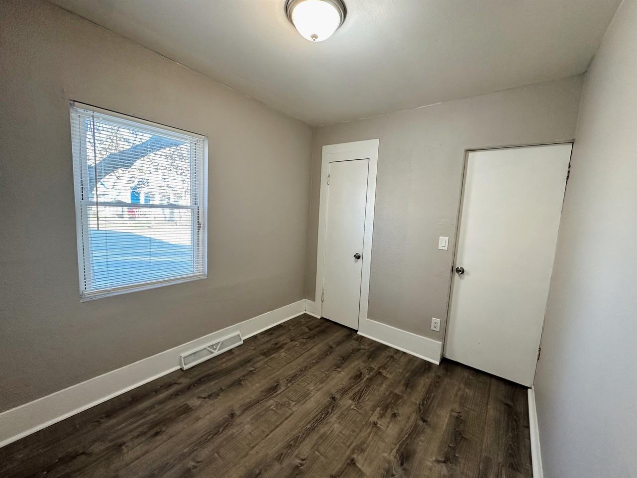 2120 Robin St #1 - Photo 3 of 16