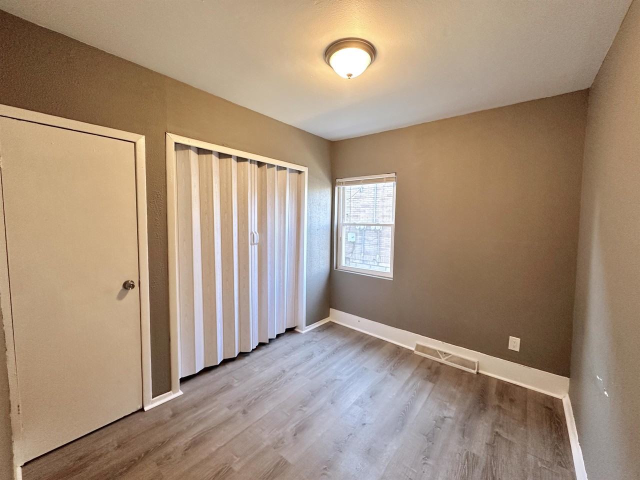 2120 Robin St #1 - Photo 5 of 16