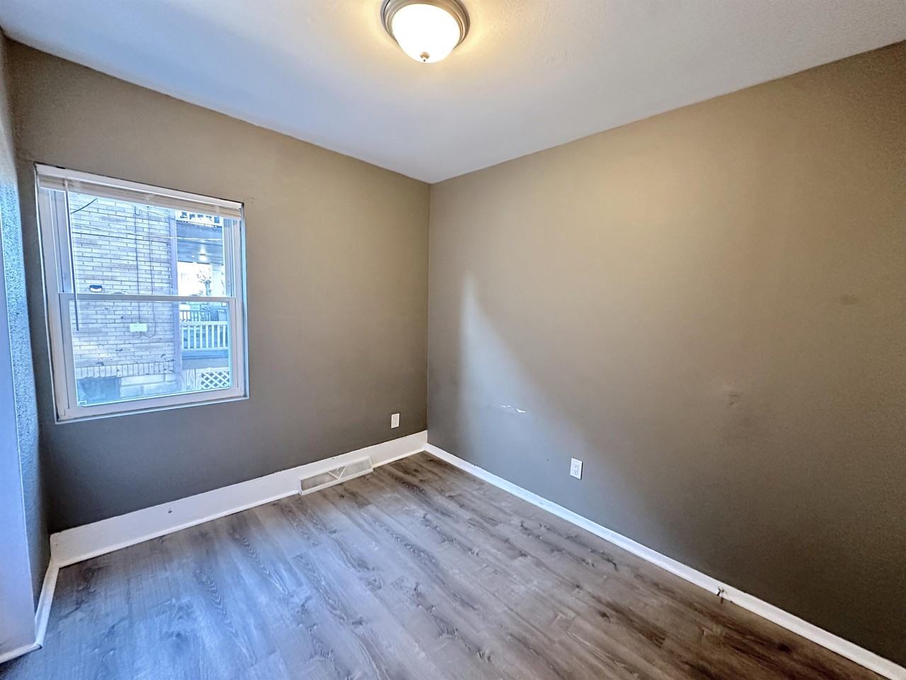 2120 Robin St #1 - Photo 6 of 16