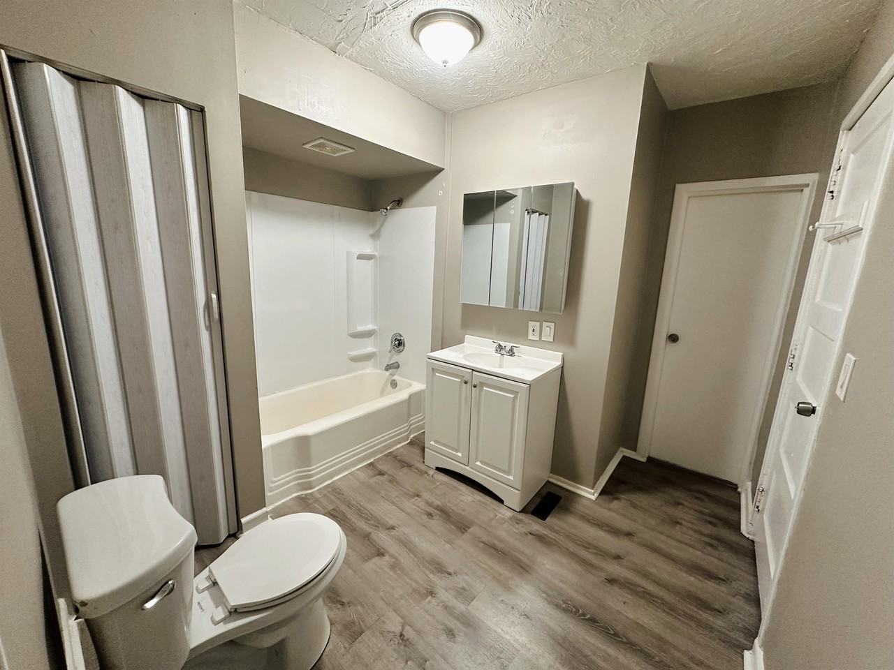 2120 Robin St #1 - Photo 7 of 16