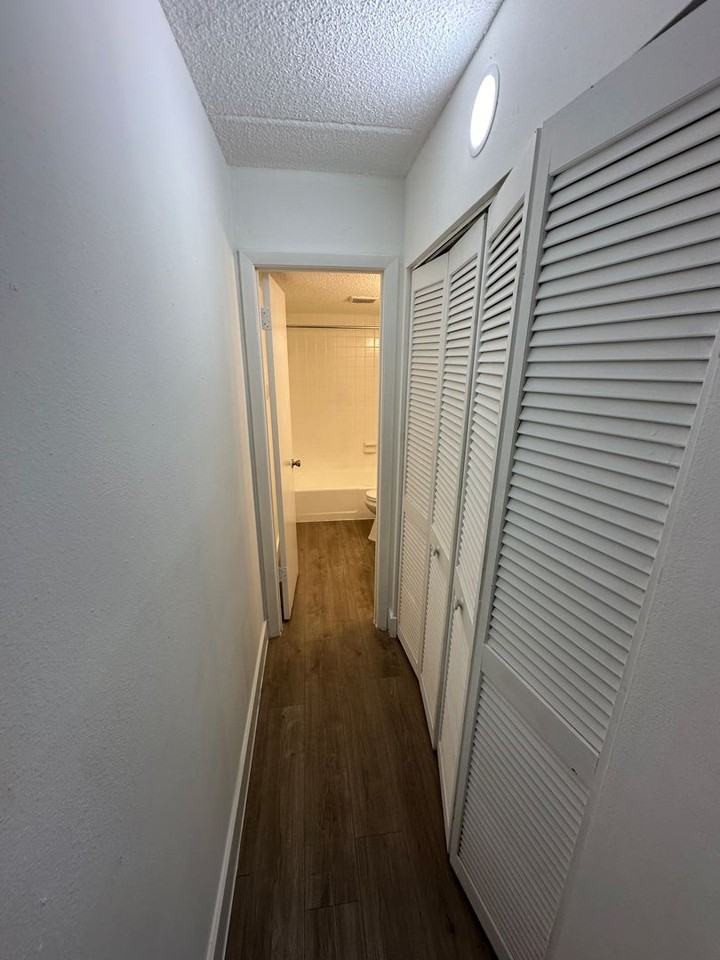 Andover Club Apartments - Photo 5 of 15
