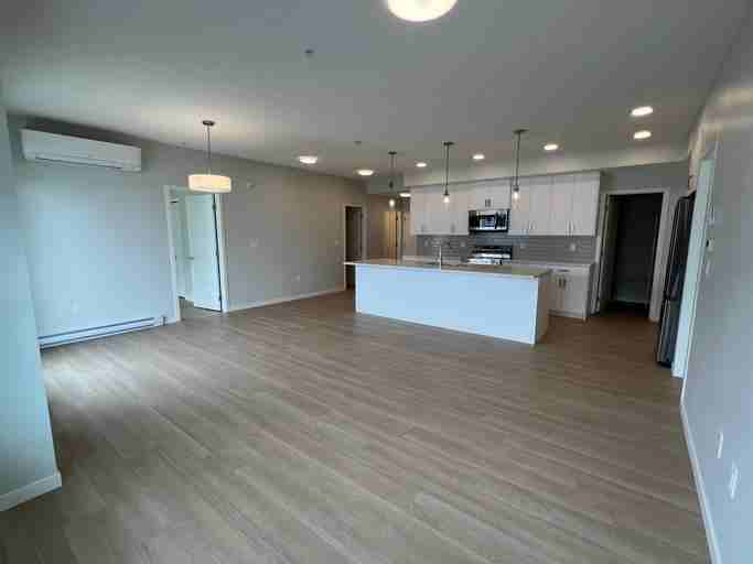 33 Carringham Gate Nw #1211 - Photo 2 of 16