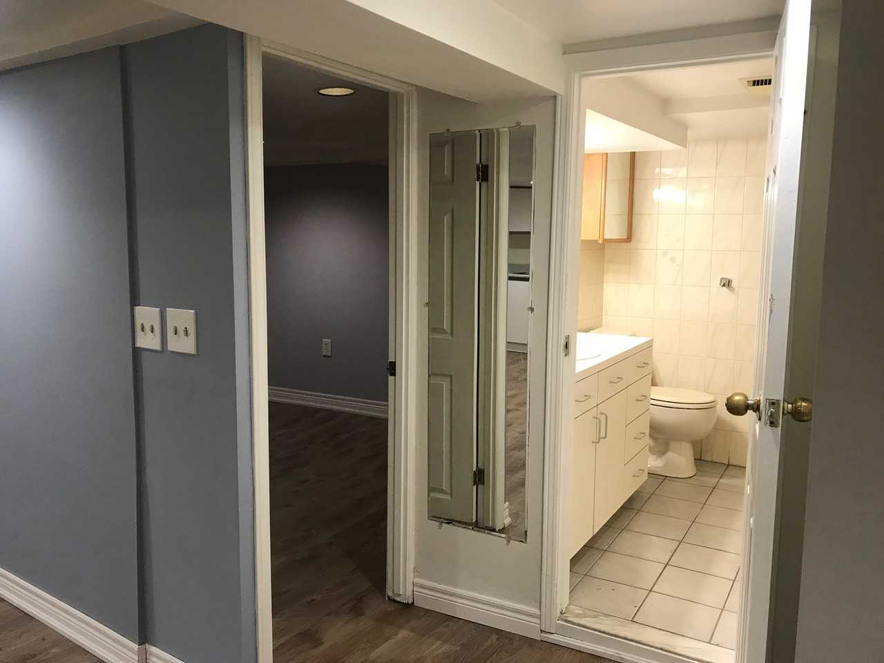 256 Mortimer Avenue - Photo 3 of 7