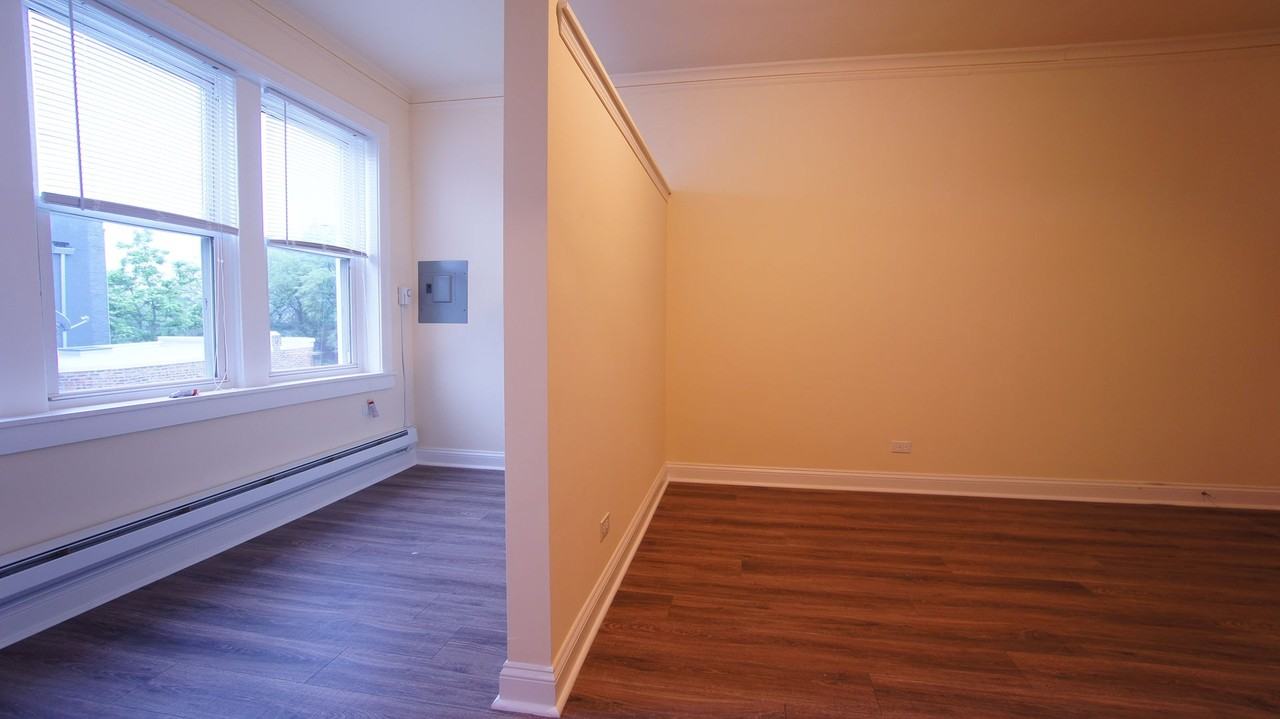 2936 Palmer LLC - Photo 4 of 22