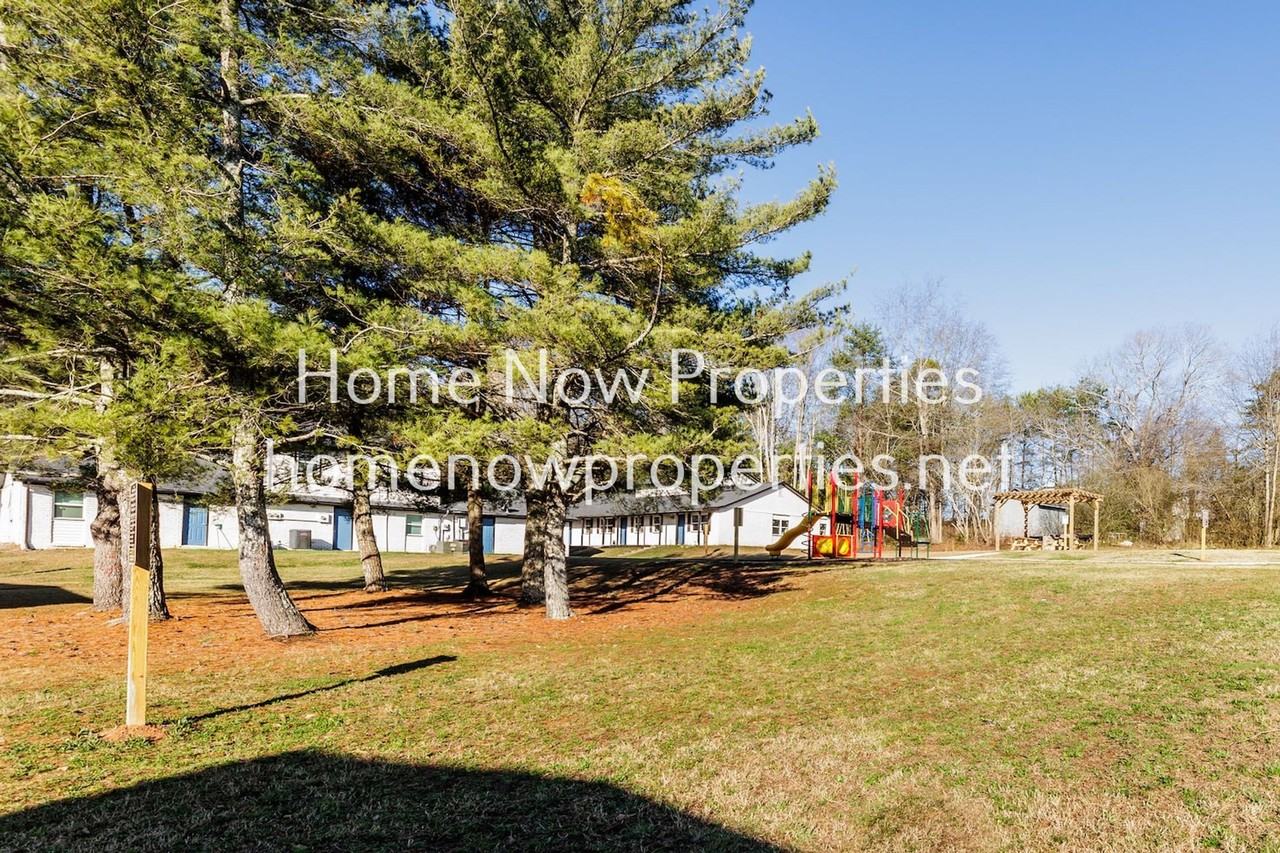 Fully Renovated Apartment Homes in Cumming - Photo 5 of 20