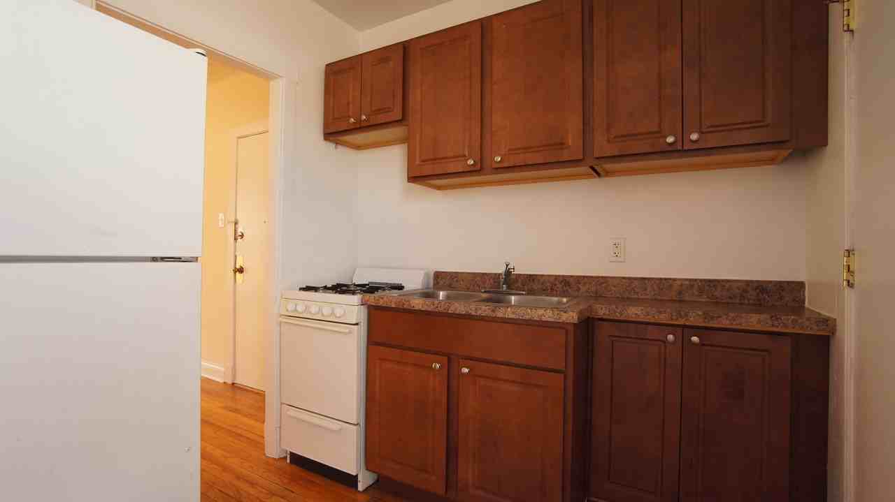 2647 Spaulding LLC - Photo 3 of 28
