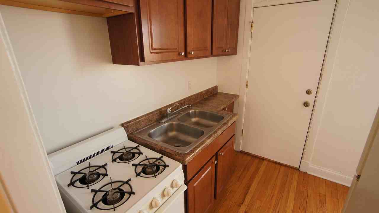 2647 Spaulding LLC - Photo 4 of 28