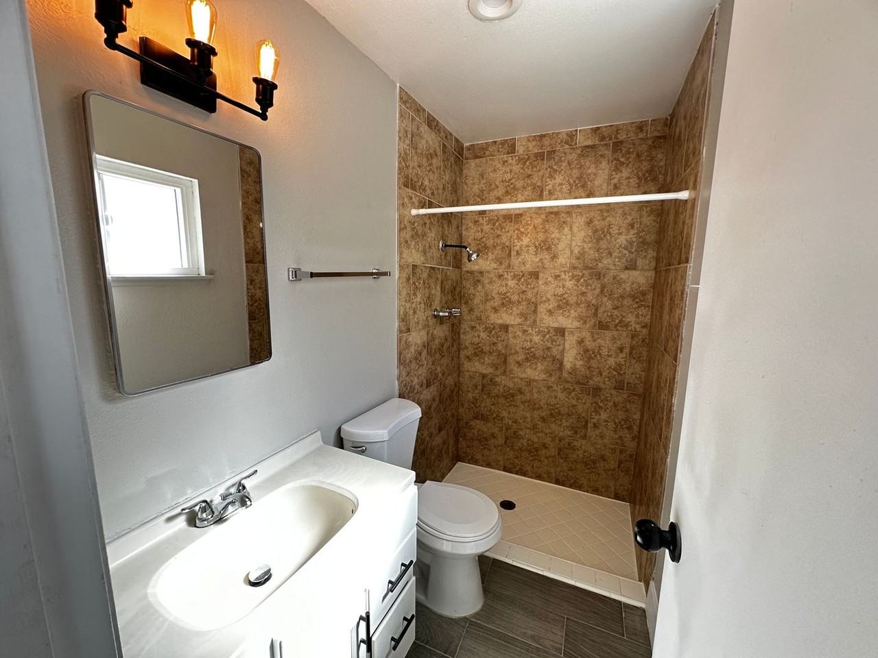 2967 Ferndale St - Photo 7 of 15