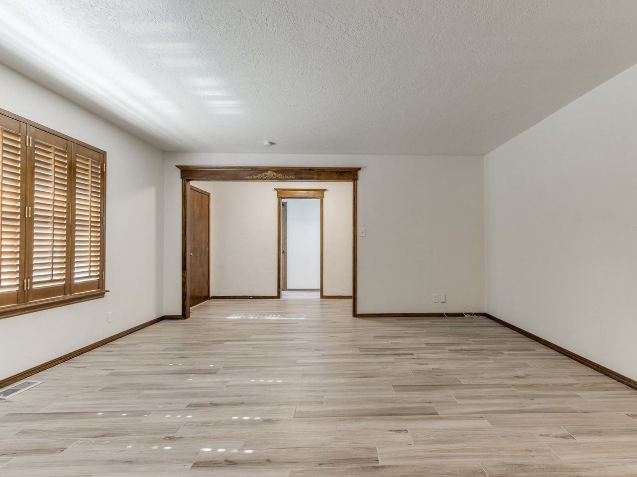 718 Terrace Pl - Photo 5 of 24