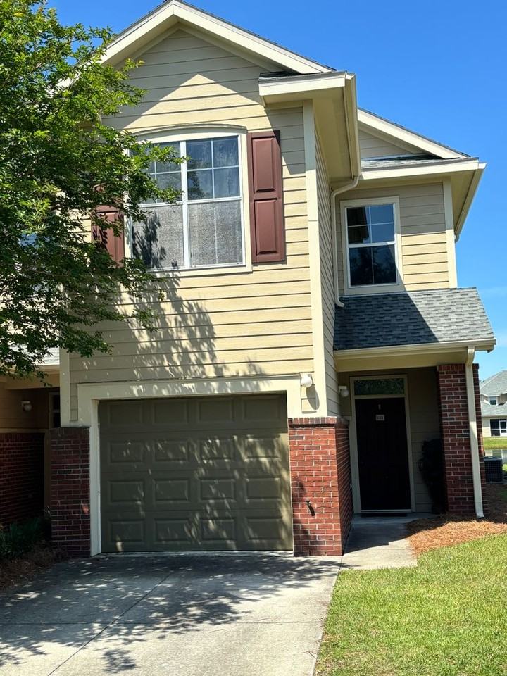 1101 Baldwin Rowe Cir - Photo 2 of 28
