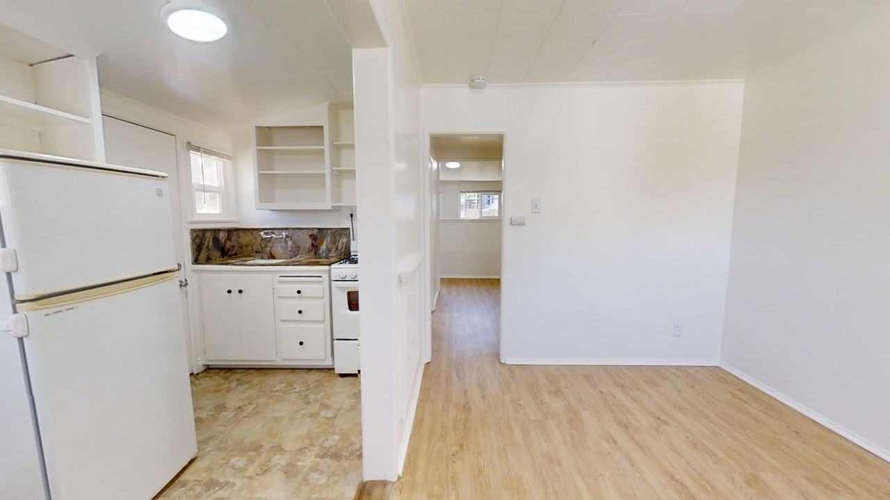 420B Monterey Blvd - Photo 5 of 11