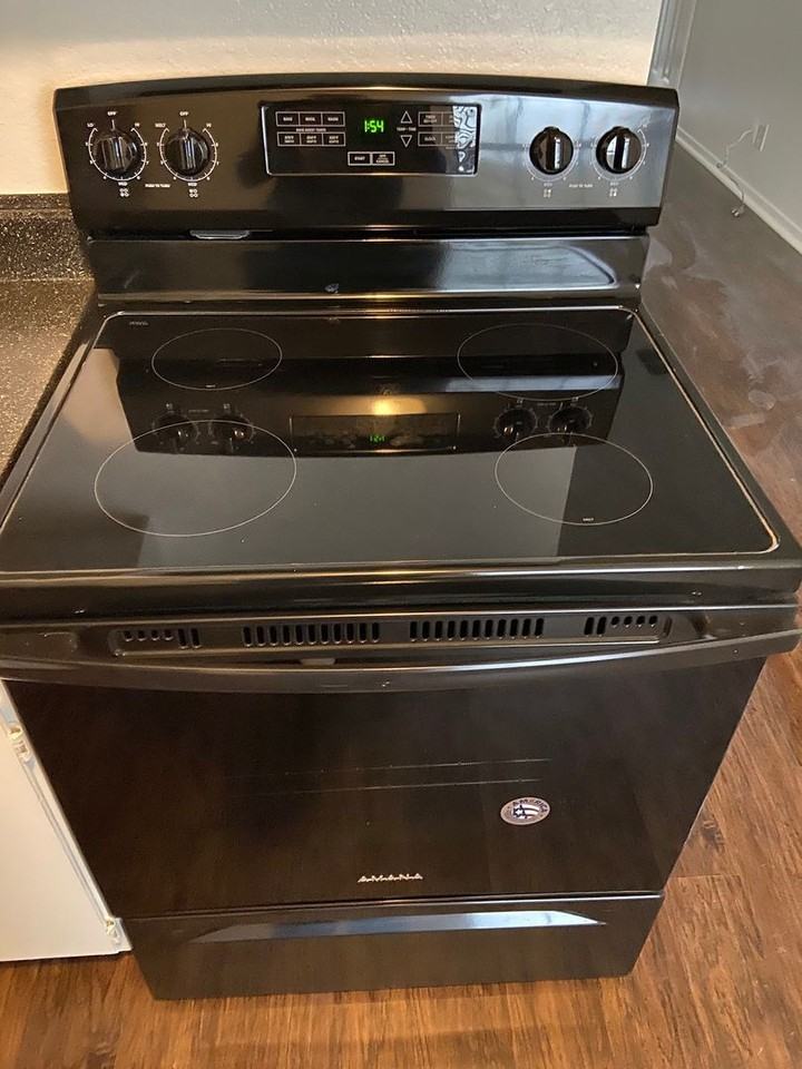 Ranch House Apartments - Photo 3 of 22