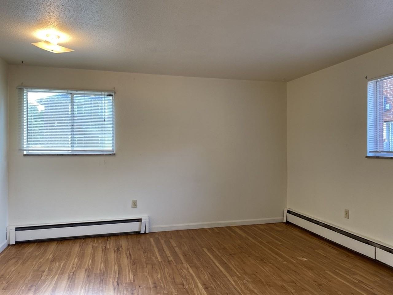 926 James Court - Photo 3 of 14