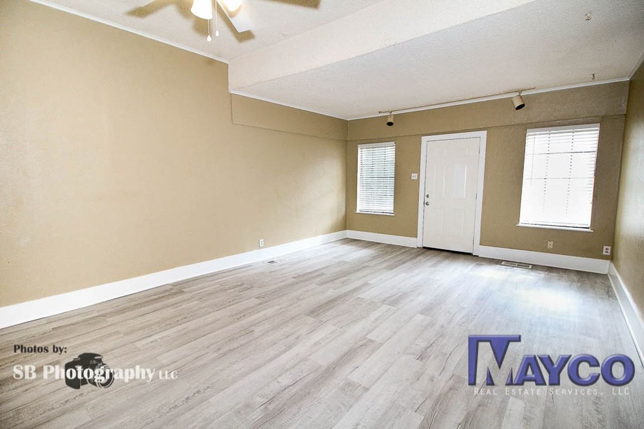 2412 Highland - Photo 2 of 8