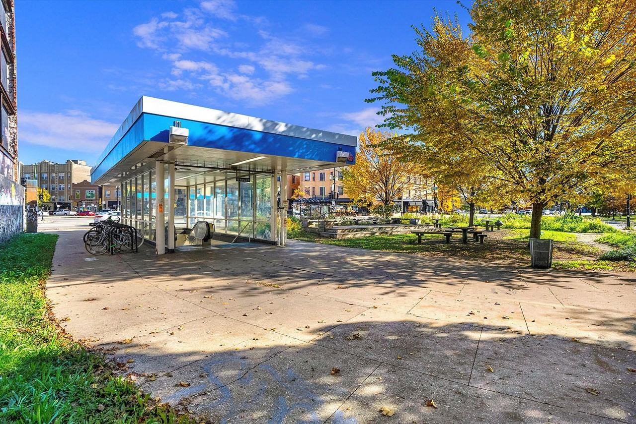 2516 N. Kedzie LP - Photo 5 of 9