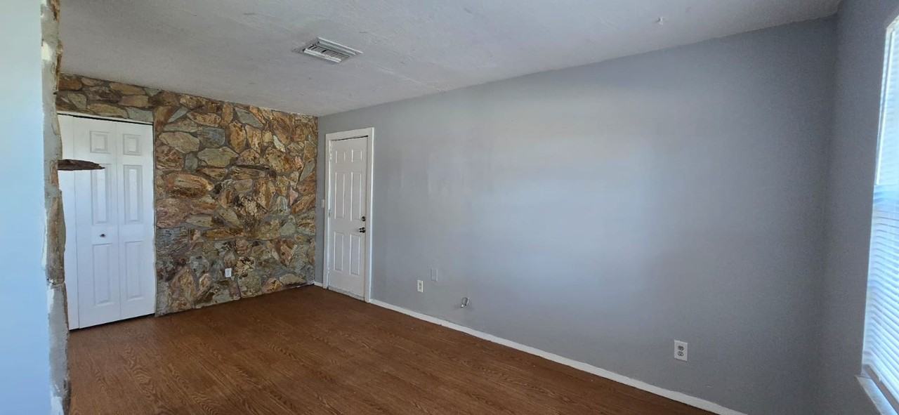 2580 13th Ave S - Photo 3 of 9