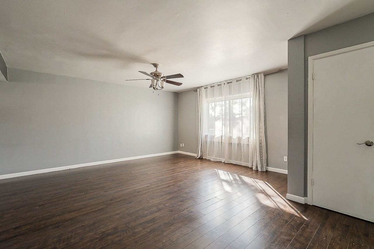 8331 E Thomas Rd - Photo 6 of 36