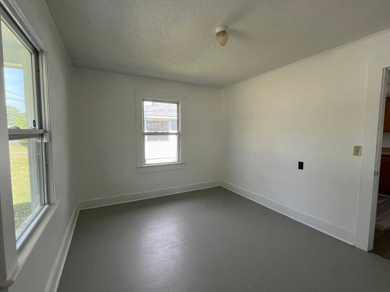 206 Richlands Ave - Photo 7 of 18
