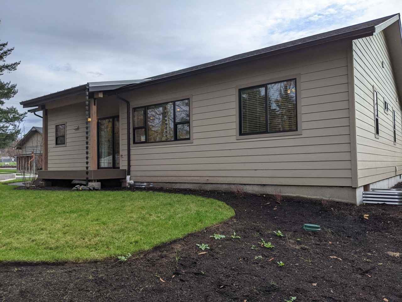 2202 Four Oaks Grange Rd - Photo 3 of 17