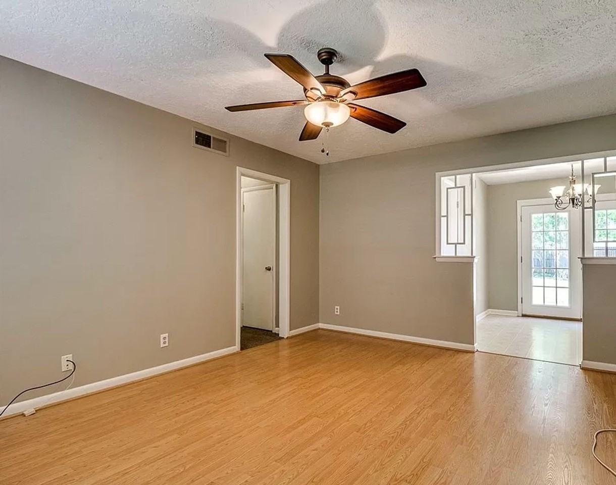 418 Margaret Drive - Photo 6 of 15