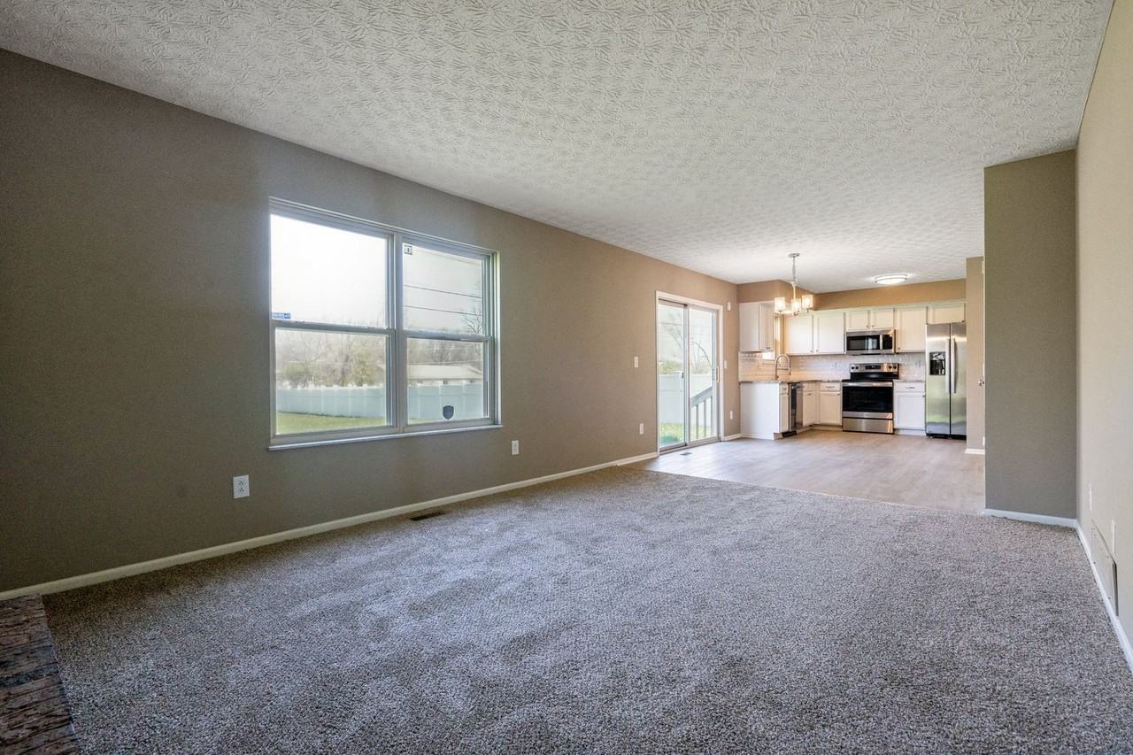 2340 Edmonton Rd - Photo 3 of 14