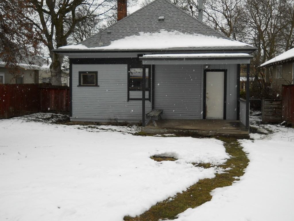 1307 W Jackson Ave - Photo 4 of 6