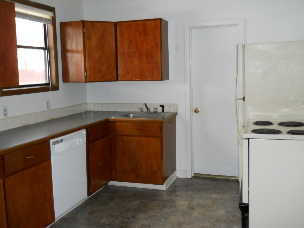 1307 W Jackson Ave - Photo 6 of 6