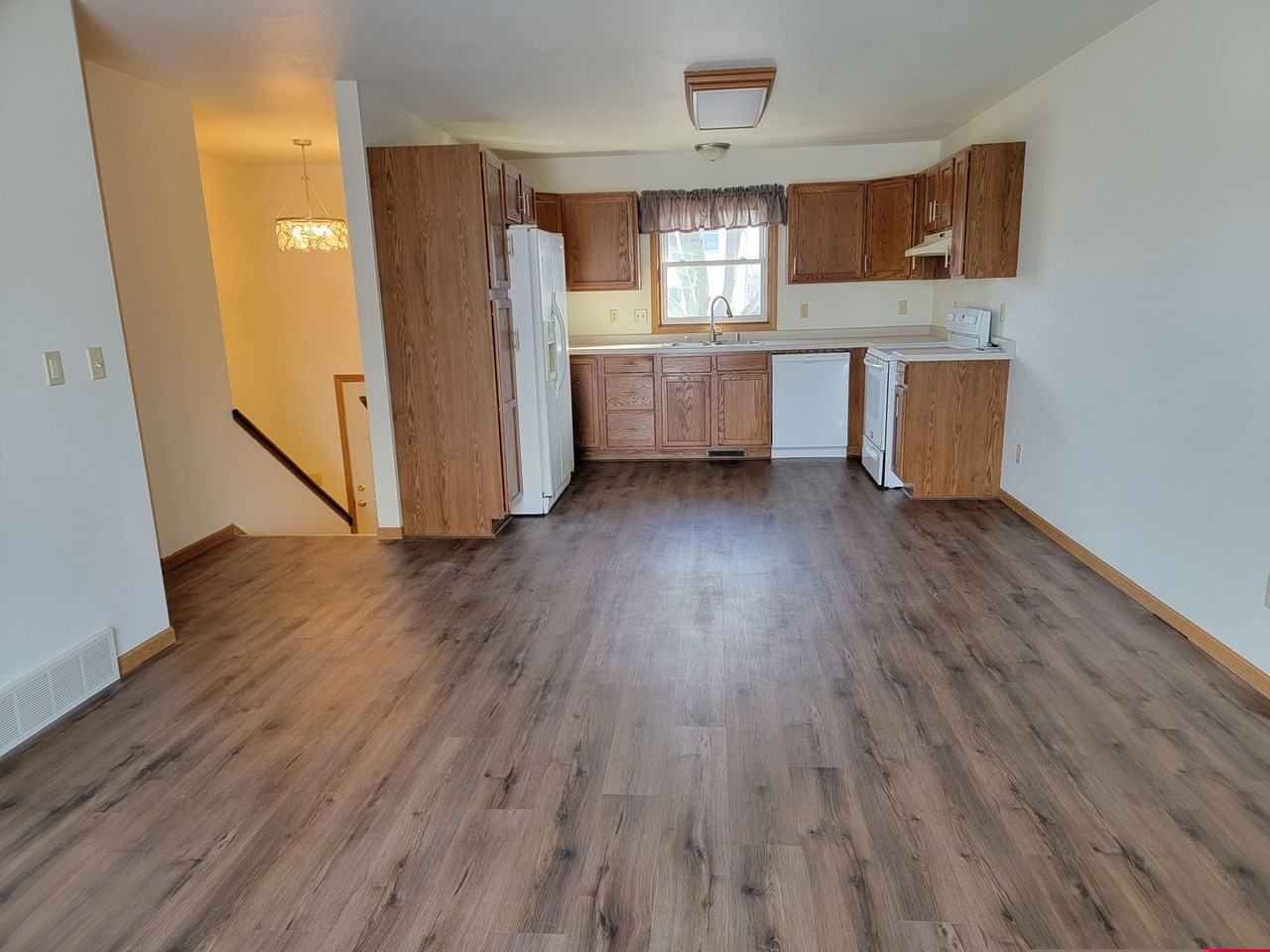 406 W 7th Ave - Photo 6 of 18