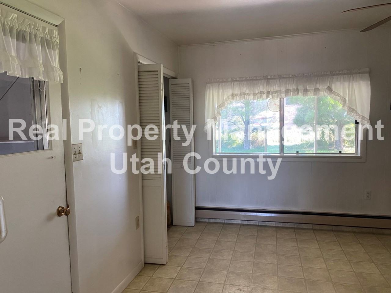 1285 W Utah Ave - Photo 7 of 46