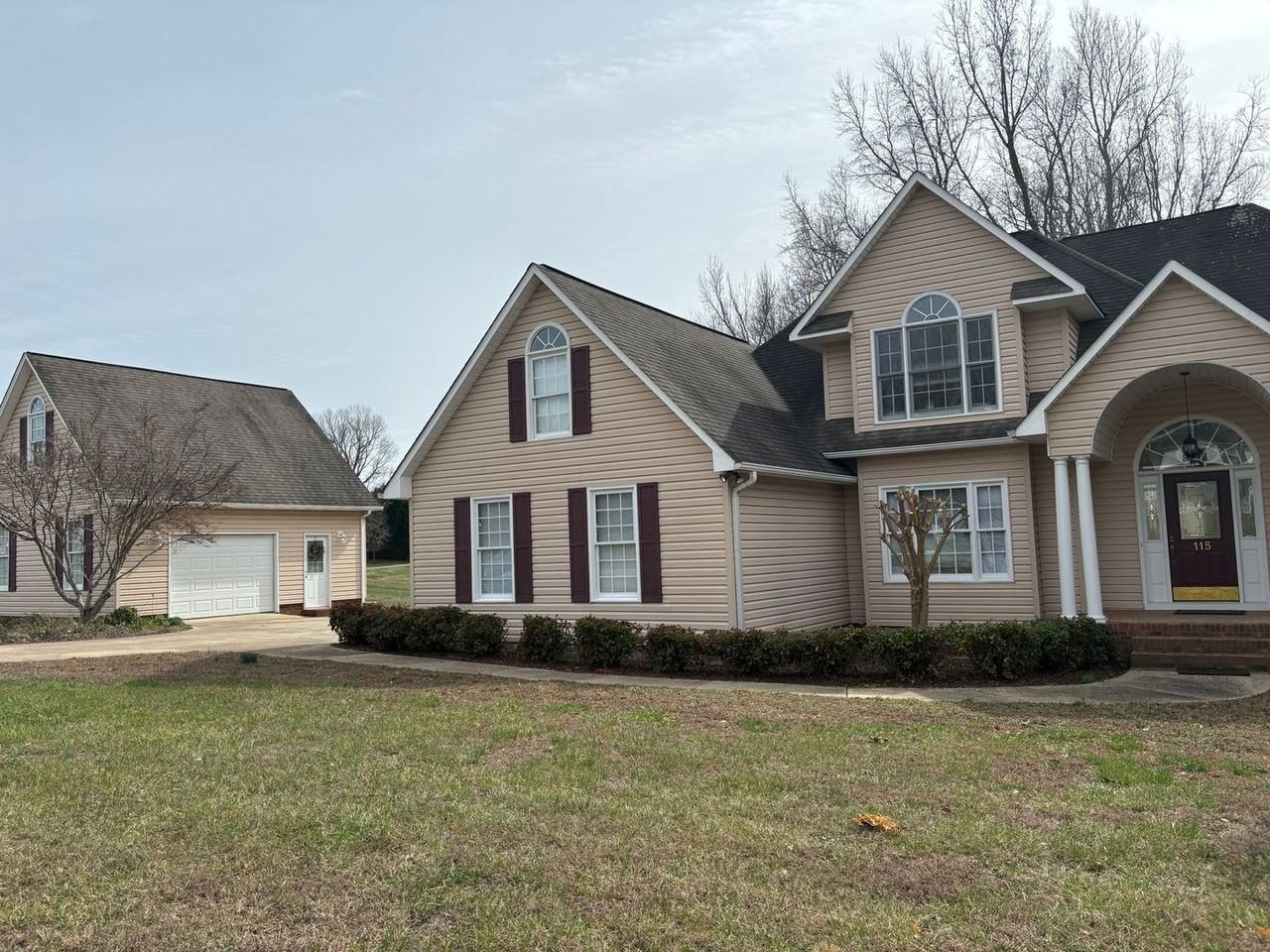 115 Pilbury Dr - Photo 2 of 26