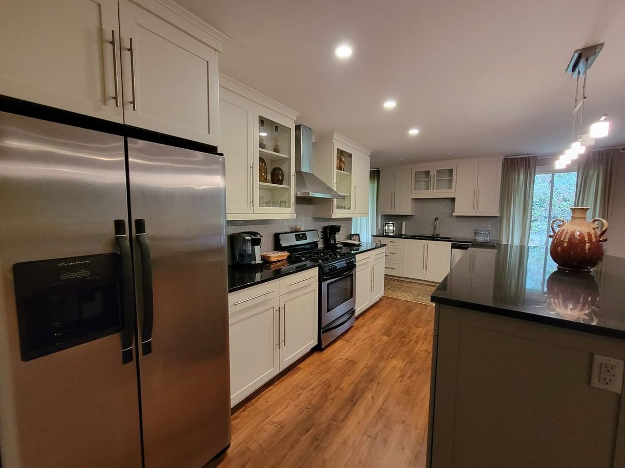 125 Boulevard - Photo 4 of 20