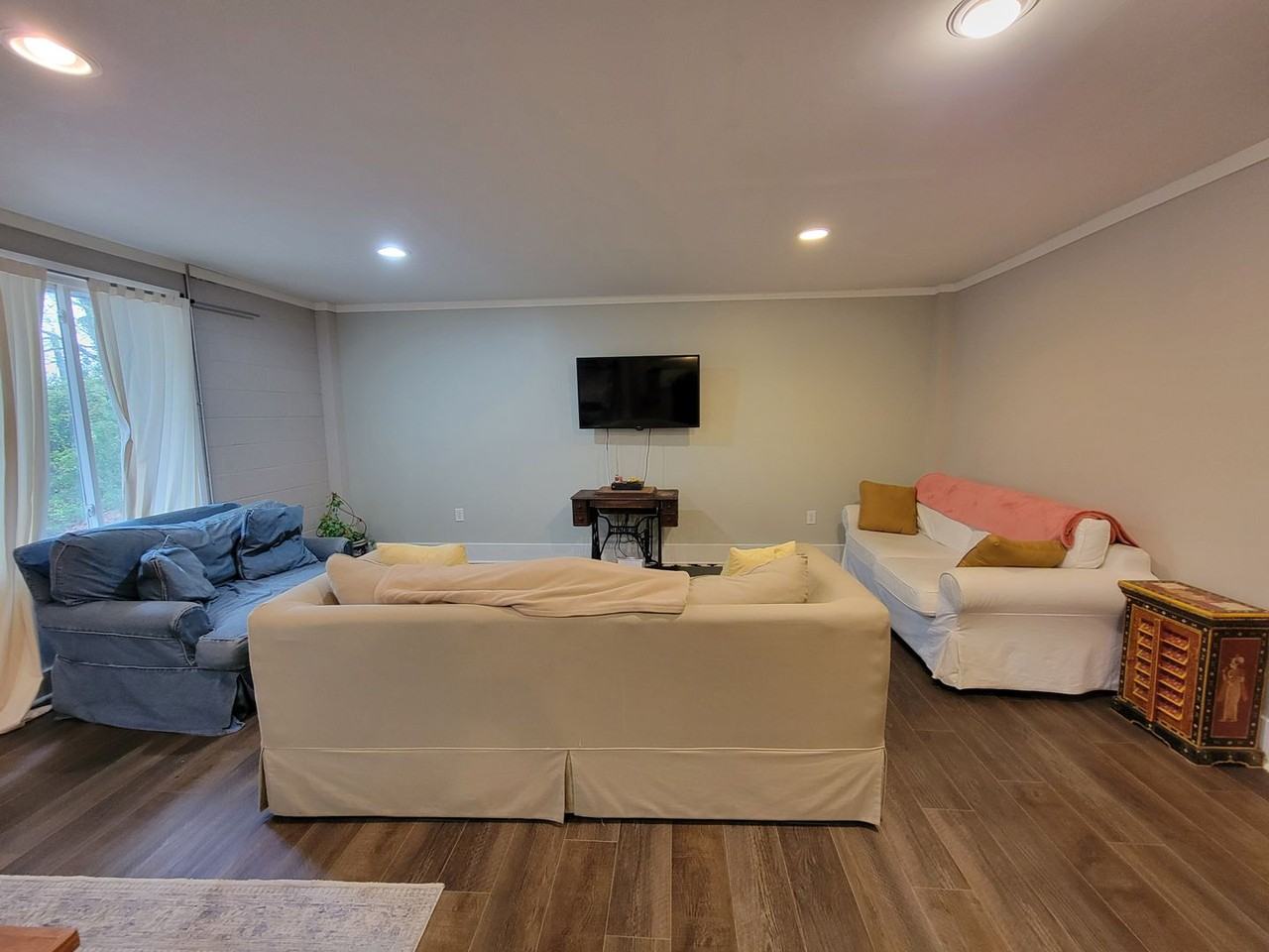 135 Boulevard - Photo 7 of 21