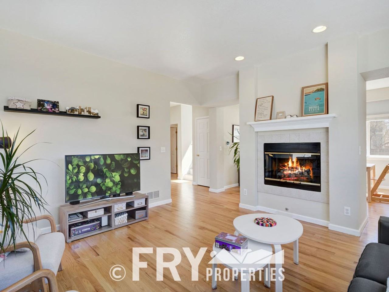 7918 E Vassar Dr - Photo 6 of 30