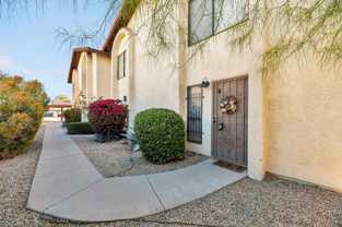 2423 E Tracy Ln - Photo 1 of 1