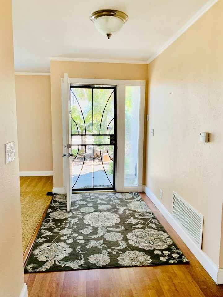 1104 Montura Rd - Photo 2 of 23