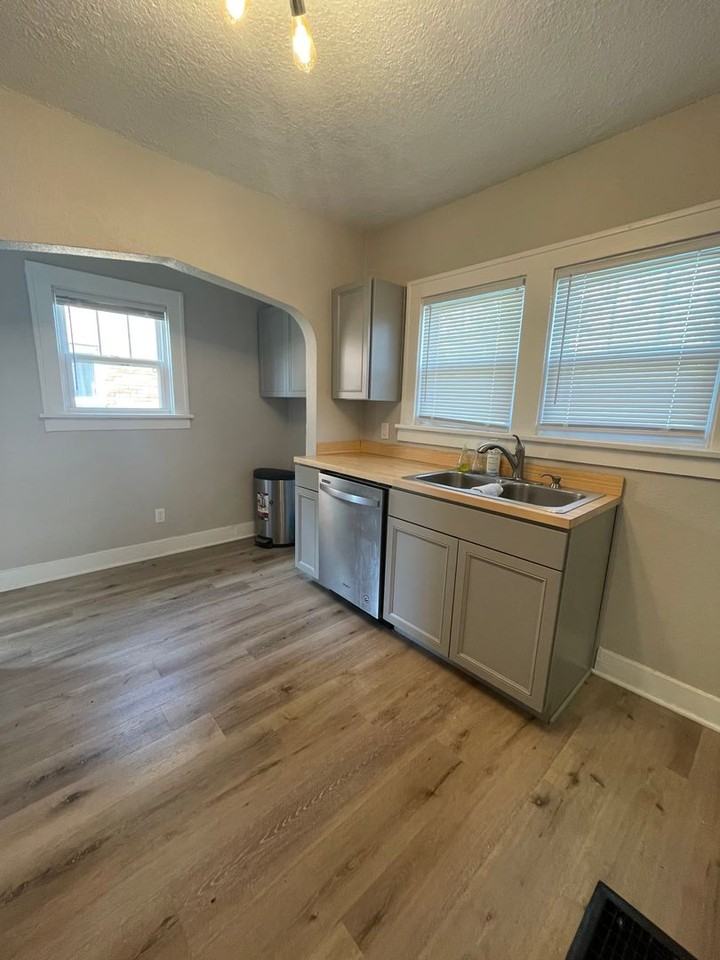 2208 South St - Photo 2 of 14