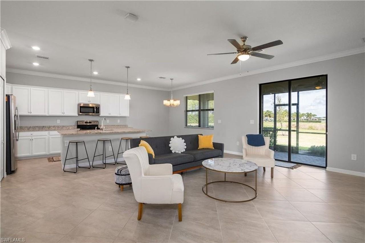 19860 The Place Blvd - Photo 4 of 45