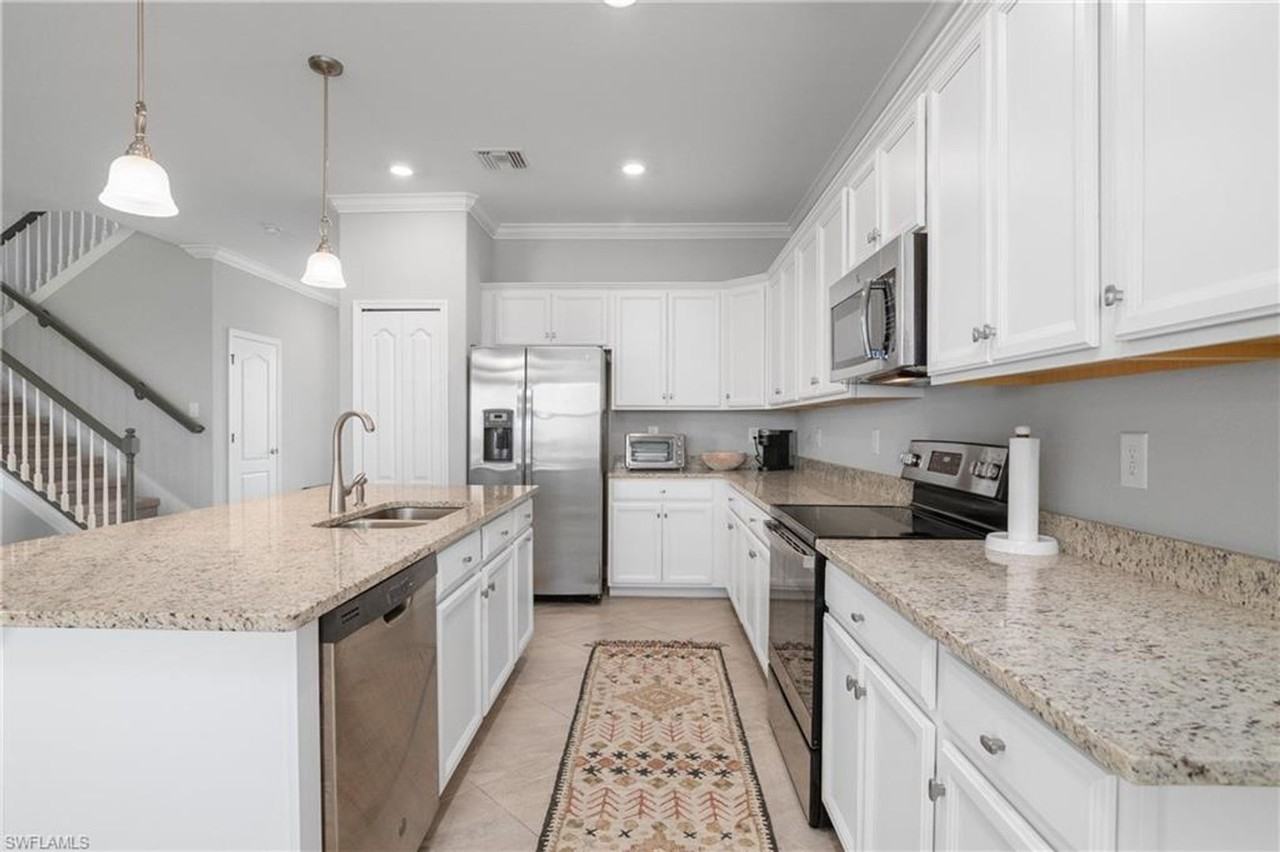 19860 The Place Blvd - Photo 7 of 45