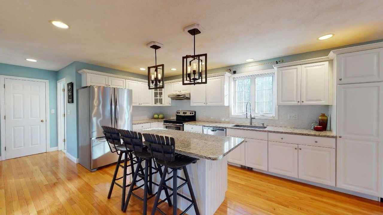 89 Nashua Rd - Photo 4 of 22