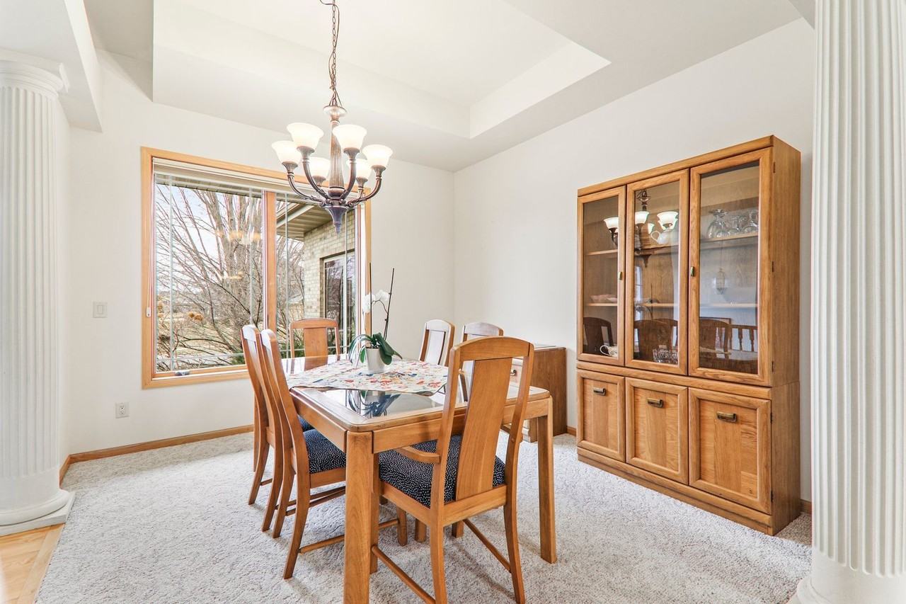 9621 Shadow Wood Dr - Photo 7 of 50