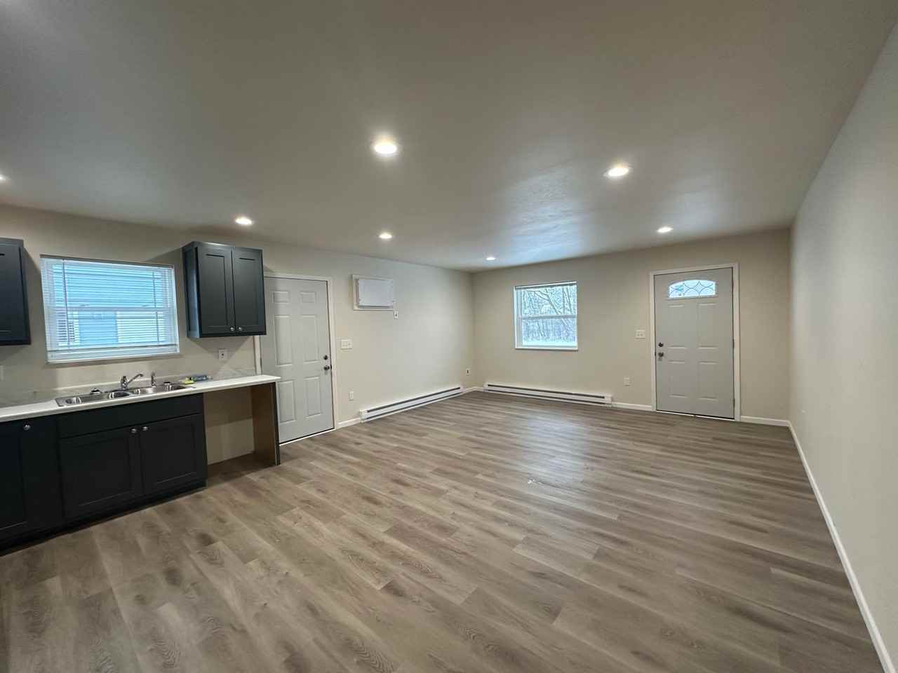 1620 3rd St N - Photo 2 of 7