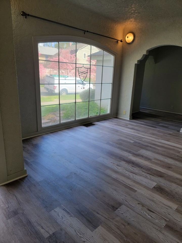 Han209 - Photo 3 of 16