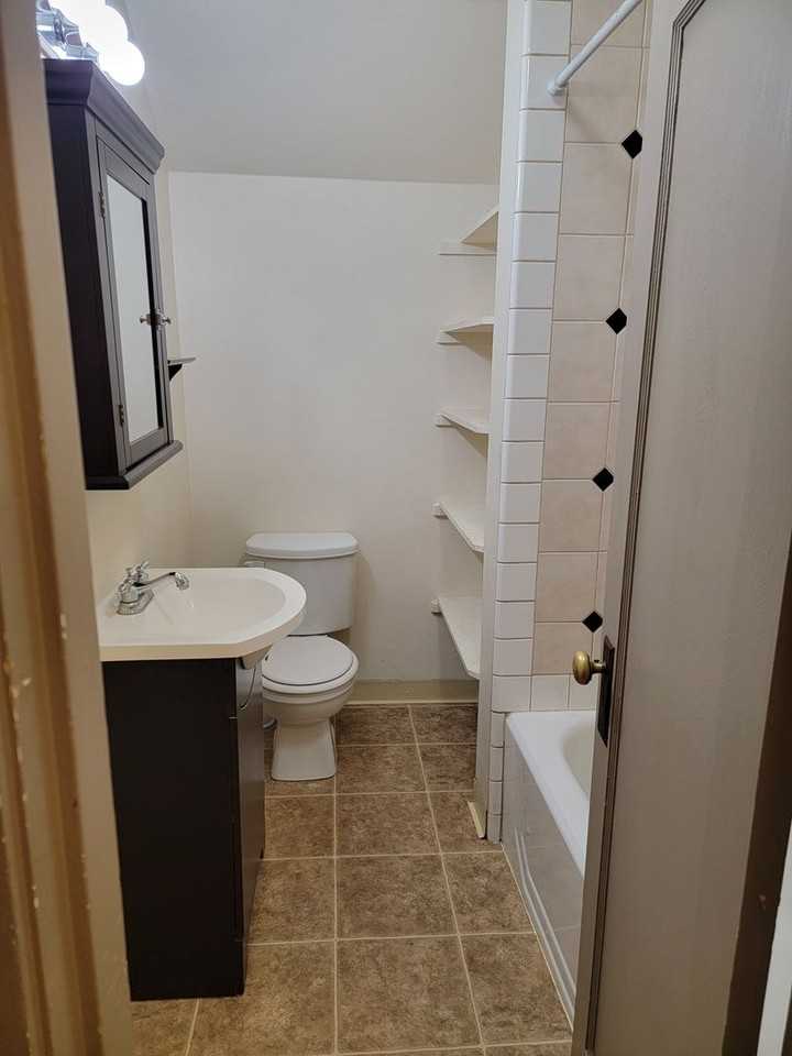 Han209 - Photo 4 of 8