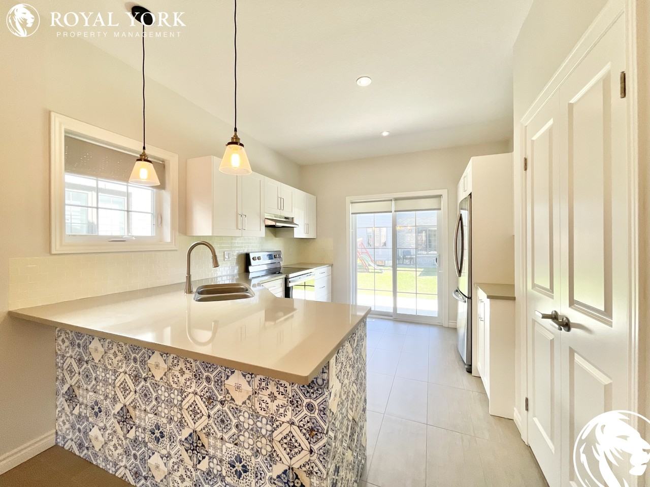 42-2910 Tokala Trail, London, Ontario N6G 5B4 - Photo 3 of 26