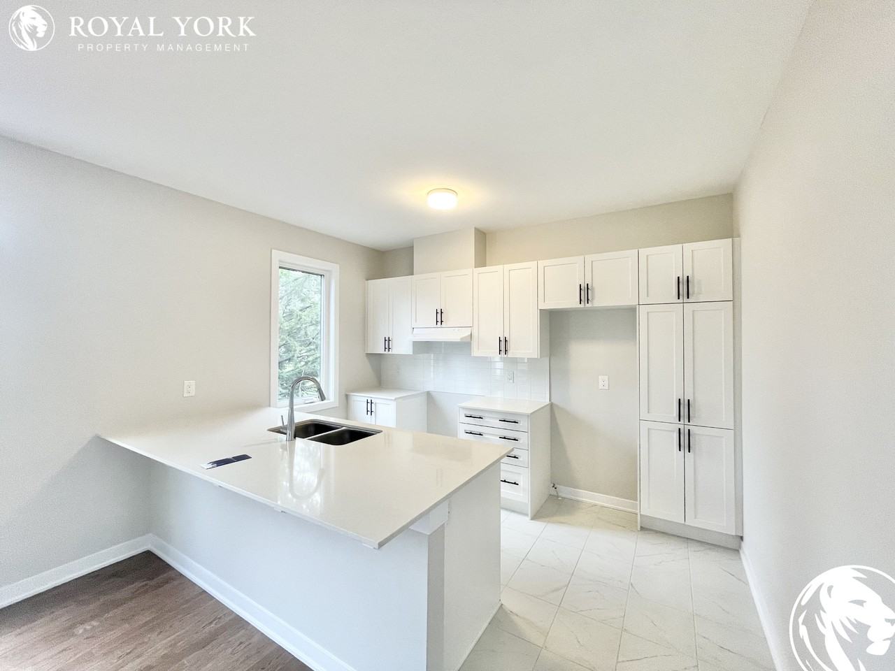 261 Falsetto Street, Ottawa, Ontario K1C 7G4 - Photo 3 of 27