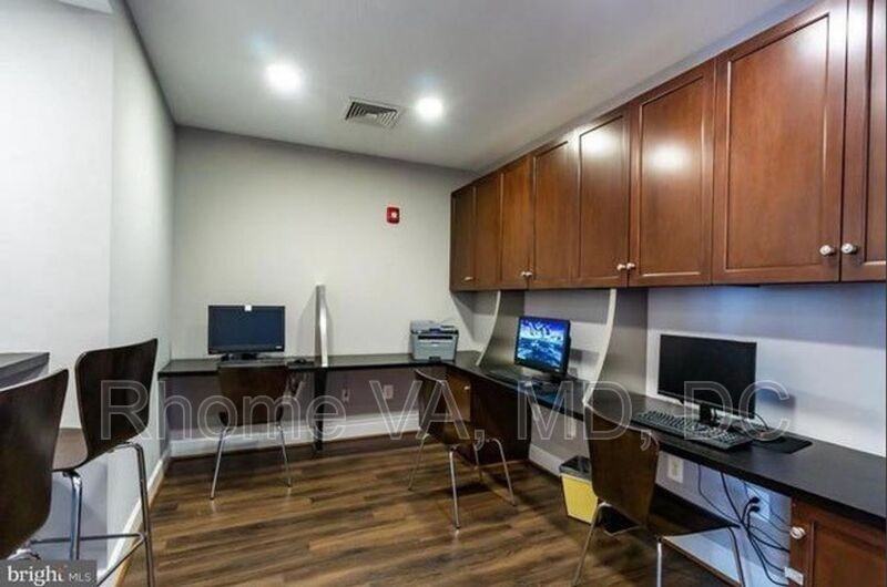 4115 South Four Mile Run Drive - Photo 6 of 14